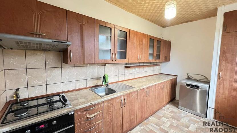 Prodej bytu 3+kk, Třinec, Topolová, 70 m2