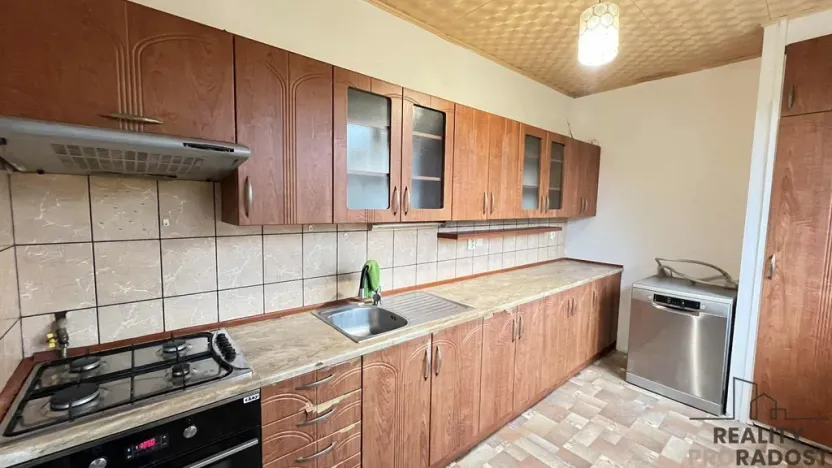 Prodej bytu 3+1, Třinec, Topolová, 70 m2