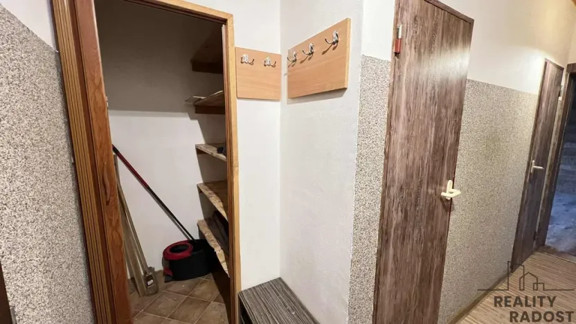 Prodej bytu 3+1, Třinec, Topolová, 70 m2