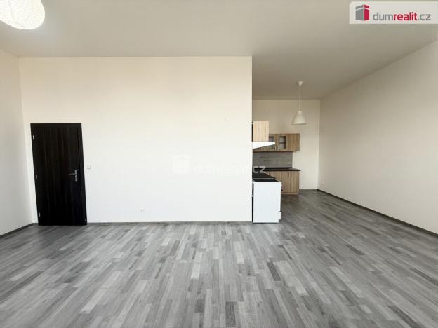 Pronájem bytu 2+kk, Modlany, 83 m2