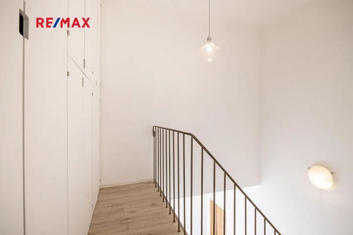 Prodej bytu 4+kk, Vráž, Nad Loděnicí, 104 m2