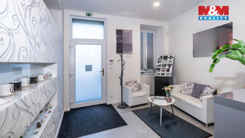 Prodej rodinného domu, Brno - Komárov, Plotní, 480 m2