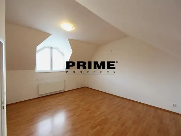 Pronájem rodinného domu, Průhonice, Pod Valem II., 260 m2