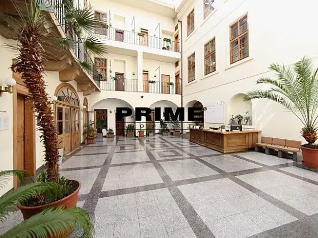 Pronájem kanceláře, Praha - Staré Město, Husova, 167 m2