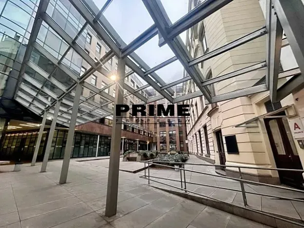 Pronájem kanceláře, Praha - Nové Město, Spálená, 406 m2