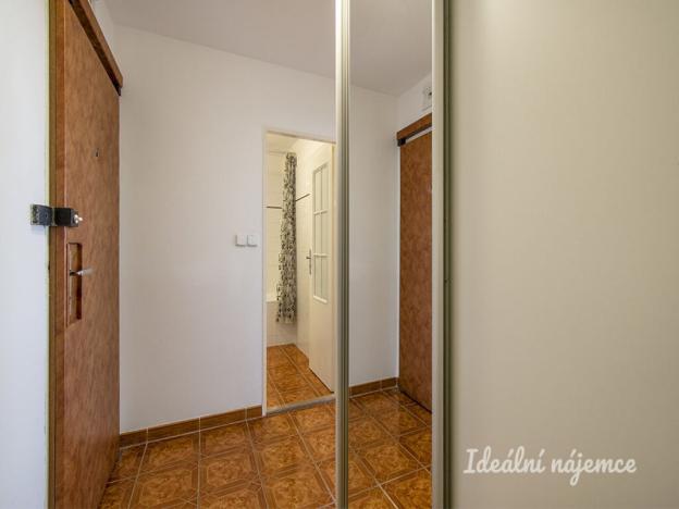 Pronájem bytu 2+kk, Praha - Troja, Hnězdenská, 44 m2