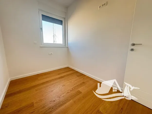 Prodej bytu 4+kk, Novalja, Chorvatsko, 78 m2