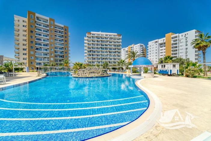 Prodej bytu 3+1, Trikomo, Kypr, 120 m2