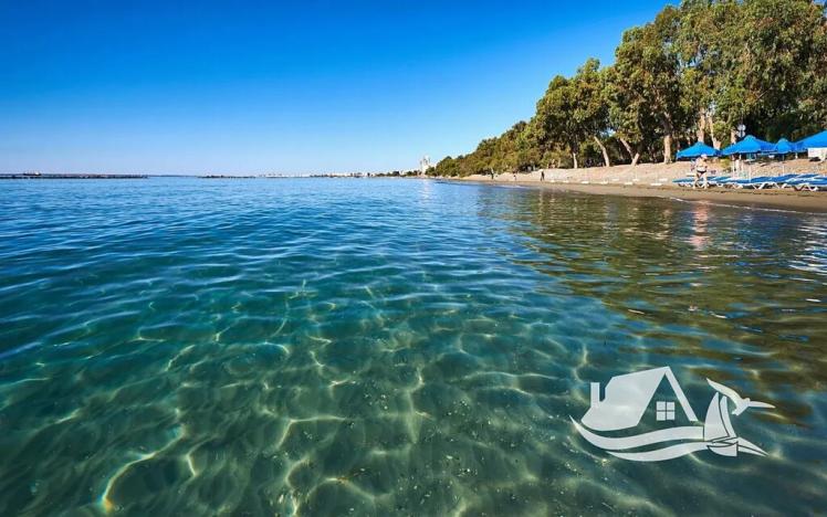 Prodej bytu 1+kk, Lemesos, Kypr, 37 m2