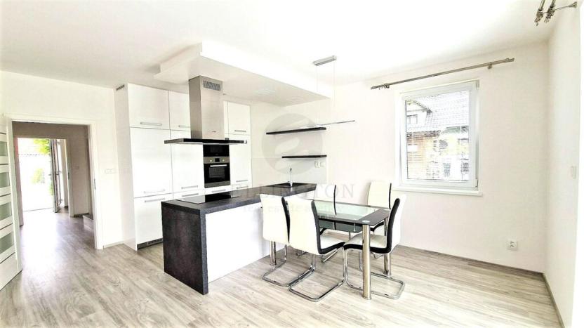 Pronájem rodinného domu, Přerov nad Labem, 134 m2