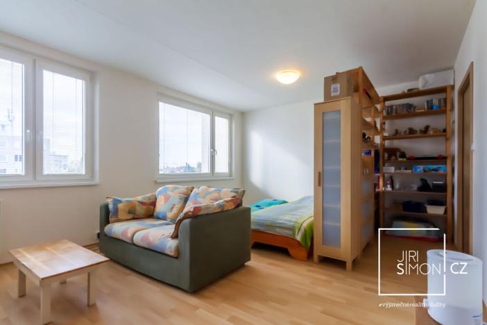 Prodej bytu 1+kk, Praha - Řepy, Laudova, 37 m2