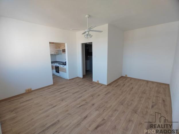 Prodej bytu 1+1, Hodonín, Luční, 35 m2