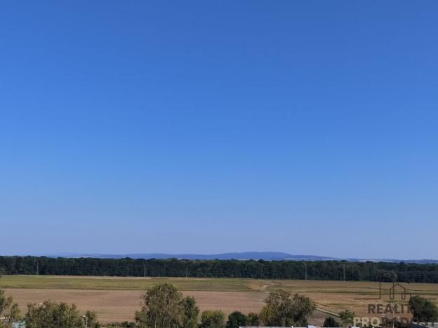 Prodej bytu 1+1, Hodonín, Luční, 35 m2