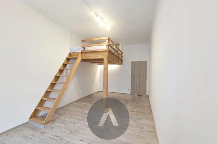 Pronájem bytu 2+1, Praha - Vršovice, Slovinská, 47 m2