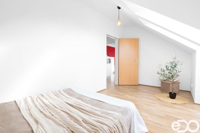 Prodej bytu 2+kk, Praha, Herlíkovická, 64 m2