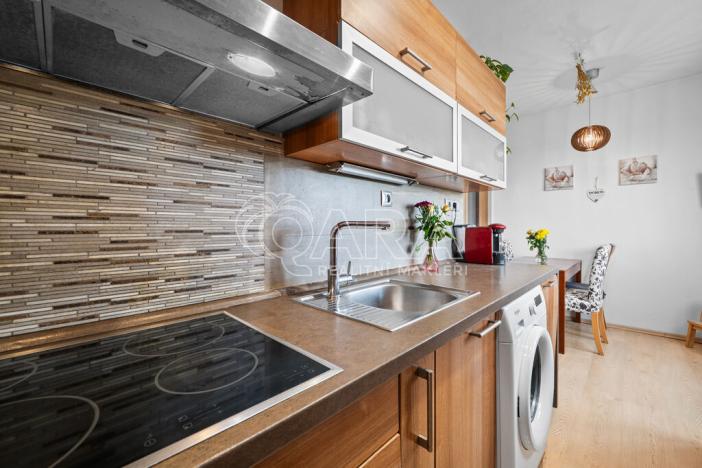 Prodej bytu 3+1, Praha - Horní Počernice, Běchorská, 66 m2