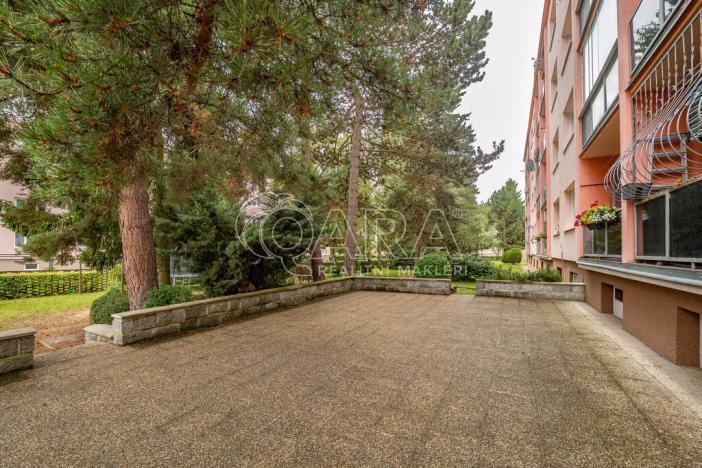 Prodej bytu 3+1, Praha - Horní Počernice, Běchorská, 66 m2