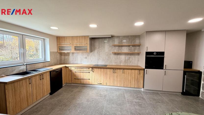 Pronájem bytu 3+kk, Ostrava - Poruba, Záhumenní, 85 m2