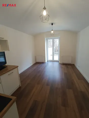 Pronájem bytu 2+kk, Praha - Vršovice, Moskevská, 59 m2