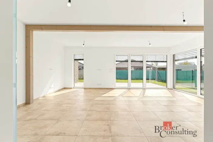 Prodej rodinného domu, Milovice - Mladá, Tyršova, 160 m2