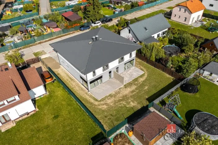 Prodej rodinného domu, Milovice - Mladá, Tyršova, 160 m2