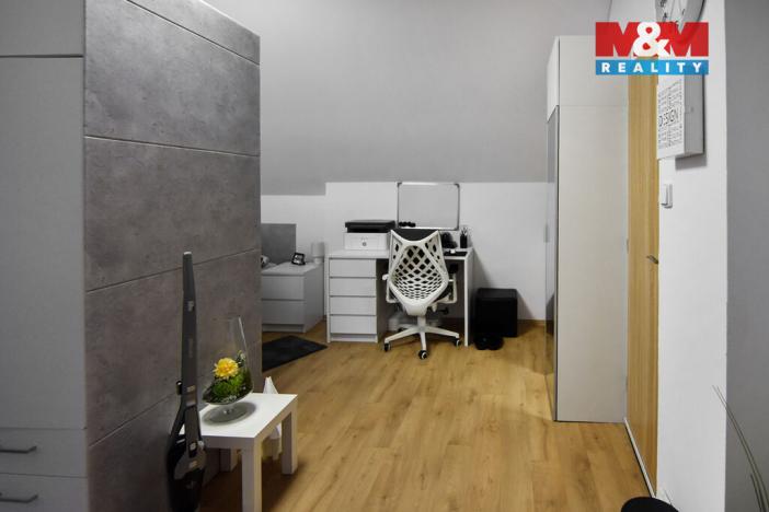 Pronájem bytu 1+kk, Plazy, 30 m2