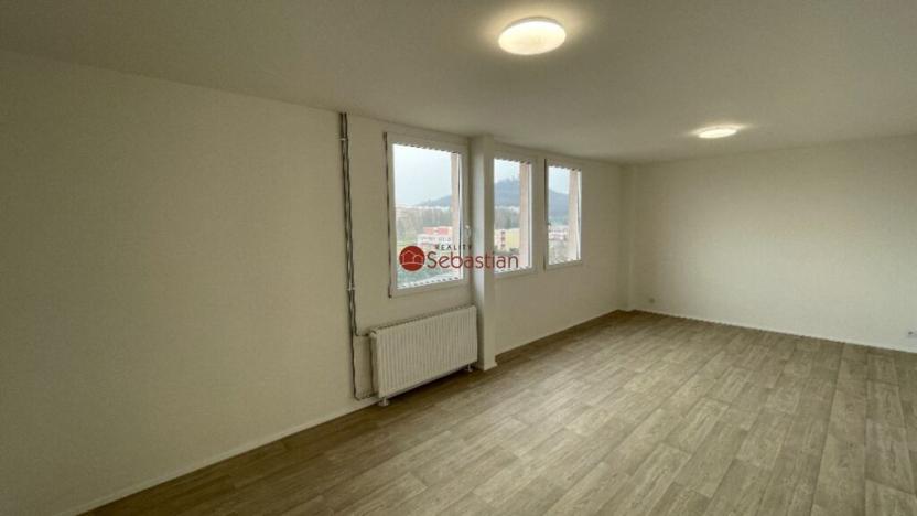 Pronájem bytu 2+1, Teplice - Trnovany, Antonína Sochora, 63 m2