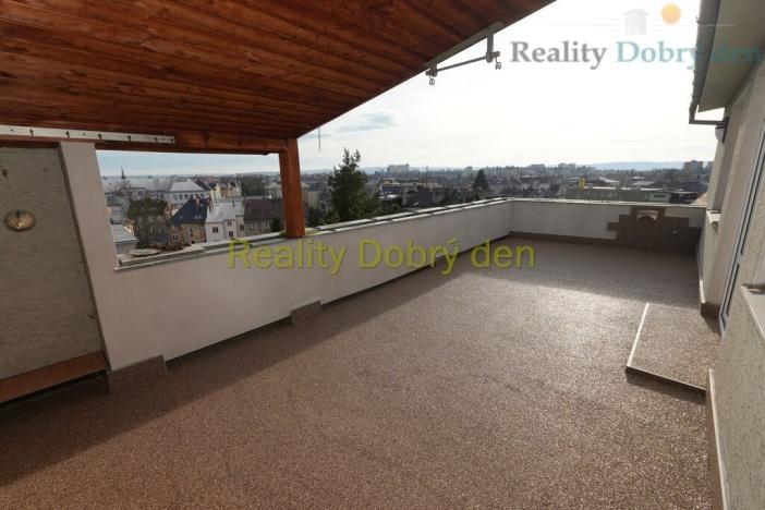 Pronájem bytu 4+kk, Opava, Bochenkova, 178 m2