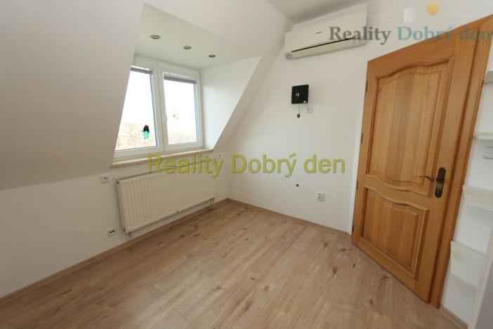 Pronájem bytu 4+kk, Opava, Bochenkova, 178 m2