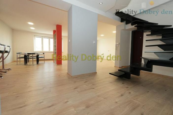Pronájem bytu 4+kk, Opava, Bochenkova, 178 m2