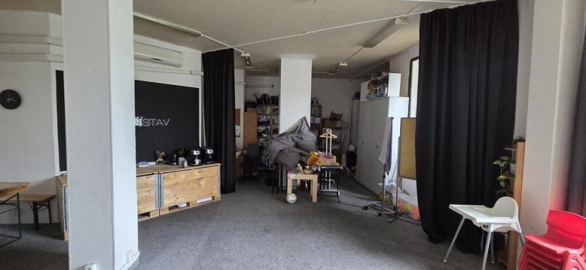 Prodej obchodního prostoru, Praha - Černý Most, Dygrýnova, 140 m2