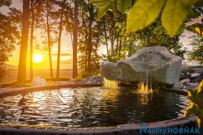 Prodej komerčního pozemku, Katovice, 17169 m2