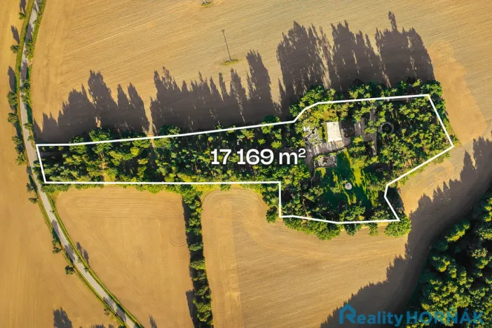 Prodej komerčního pozemku, Katovice, 17169 m2