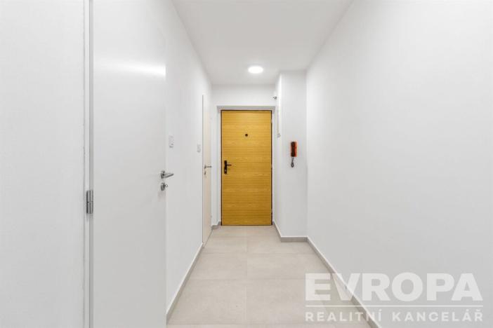 Prodej bytu 3+kk, Úsobí, 64 m2