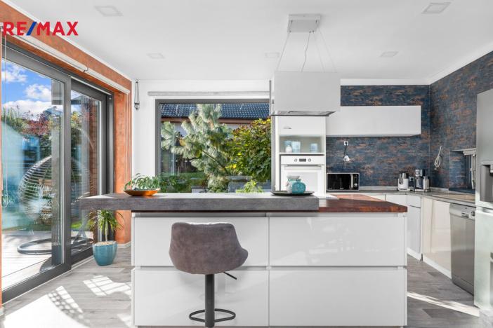 Prodej rodinného domu, Srubec, U Pilota, 136 m2