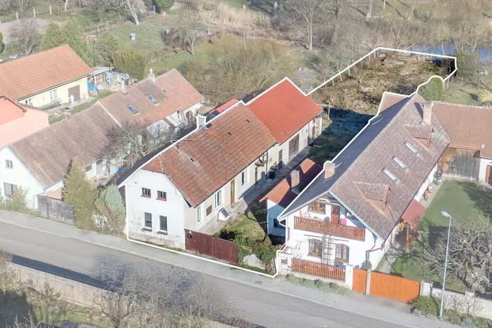 Prodej rodinného domu, Dománovice, 213 m2