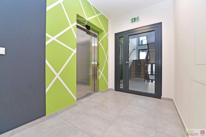 Pronájem bytu 2+kk, Praha - Stodůlky, Bělohlávkova, 46 m2