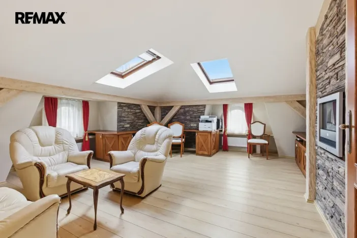 Prodej bytu 5+kk, Karlovy Vary, Moskevská, 205 m2