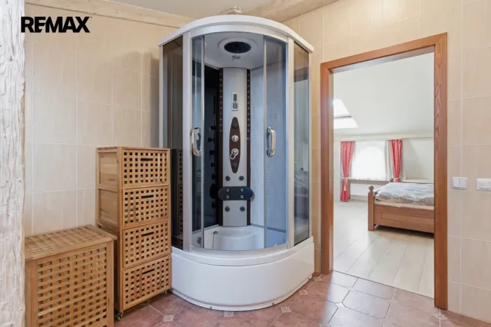 Prodej bytu 5+kk, Karlovy Vary, Moskevská, 205 m2