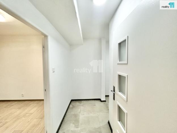 Pronájem bytu 4+1, Praha - Modřany, U zastávky, 75 m2