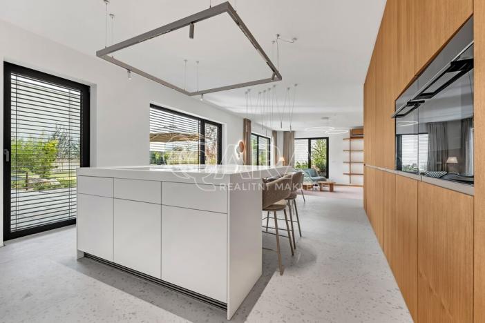 Prodej rodinného domu, Praha - Lysolaje, Štěpnice, 280 m2