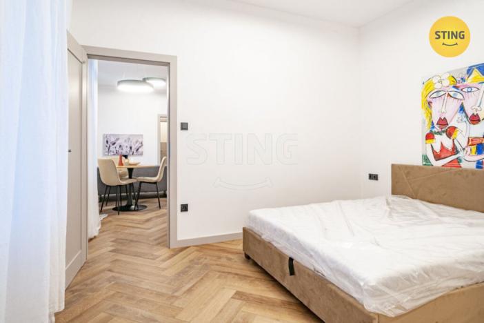 Pronájem bytu 2+kk, Ostrava, Nádražní, 47 m2