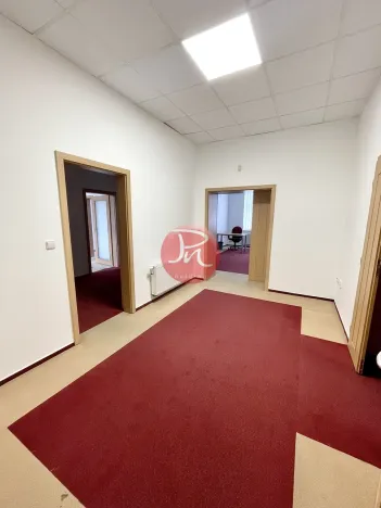 Pronájem kanceláře, Ostrava, Kutuzovova, 161 m2