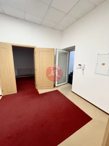 Pronájem kanceláře, Ostrava, Kutuzovova, 161 m2