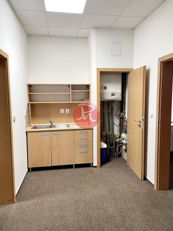 Pronájem kanceláře, Ostrava, Kutuzovova, 78 m2