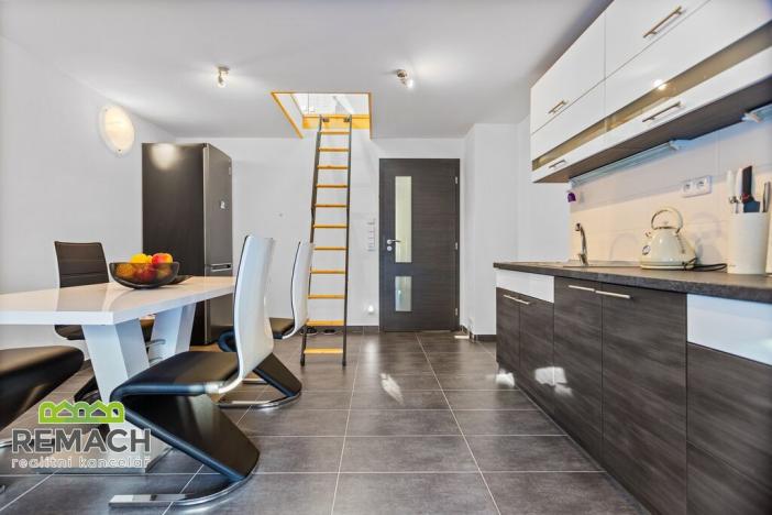 Pronájem bytu 2+kk, Náchod, Poděbradova, 59 m2