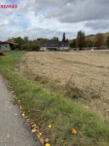 Prodej komerčního pozemku, Hustopeče, 2813 m2