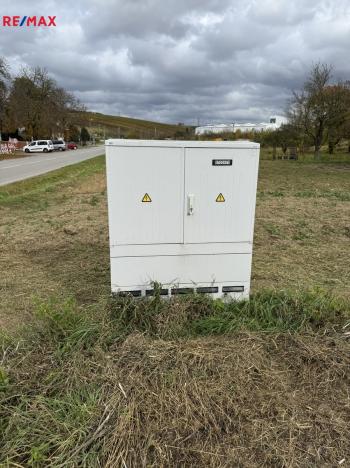 Prodej komerčního pozemku, Hustopeče, 2813 m2