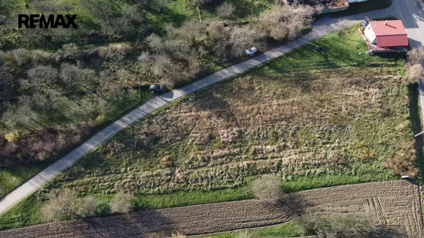 Prodej komerčního pozemku, Hustopeče, 2813 m2