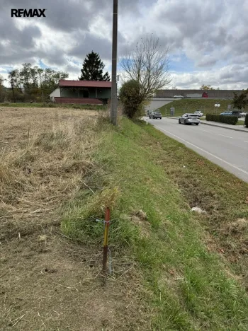 Prodej komerčního pozemku, Hustopeče, 2813 m2